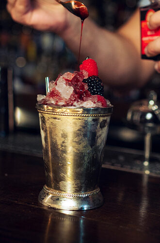 rye cobbler cocktail being served