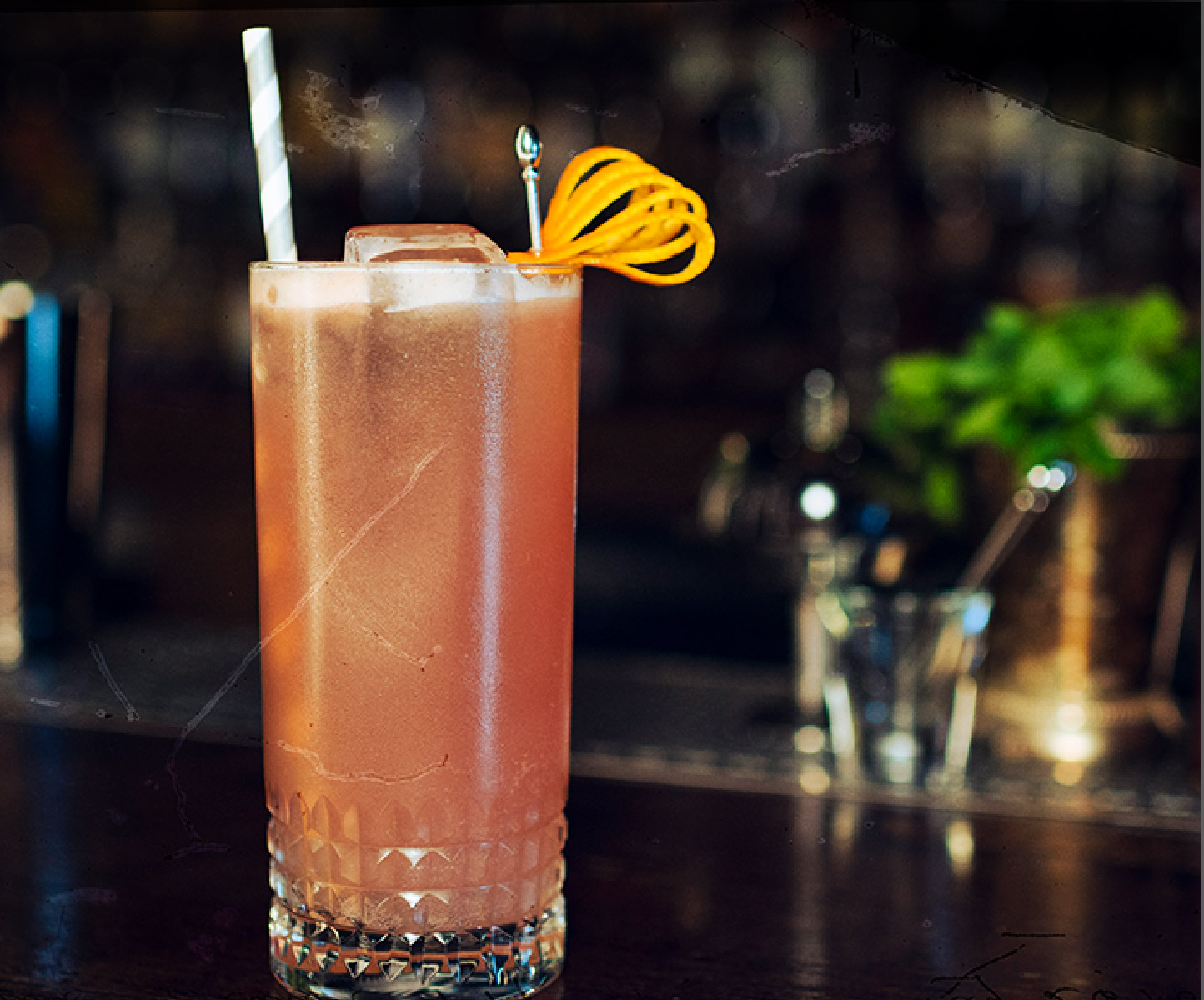 How to Make a Ryem Thyme Cocktail Redemption Whiskey